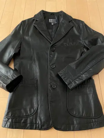 다케오 키쿠치 호스 가죽 테일러드 자켓