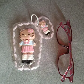 헬로키티 피규어 세트 스트랩 포함