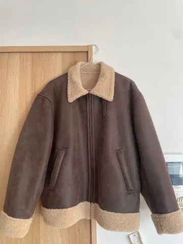 브라운 가죽 자켓