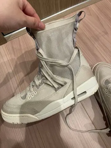 베이지 하이컷 스니커즈 메쉬 24cm