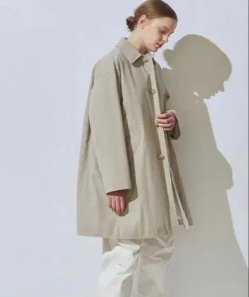 파우더 코튼 트윌 다운 스텐카라 코트