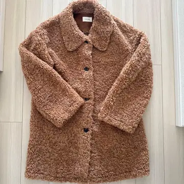 새상품급 한국 보아 자켓 모코모코 아우터