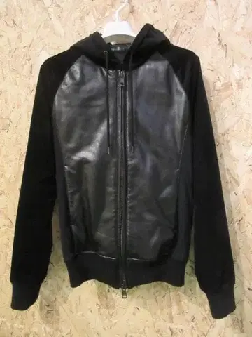 AKM 아우터 자켓 사이즈: S~M 상당