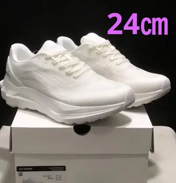 [ 미사용 새상품 ] alo 화이트 스니커즈 러닝화