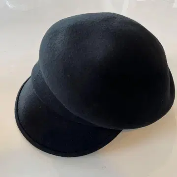 CA4LA HUMAN FELT 블랙 헌팅 캡 카시라