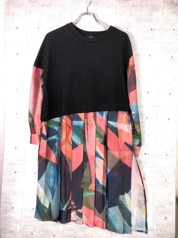 osmosis 플리츠 절개 비대칭 사이드 슬릿 롱 블라우스