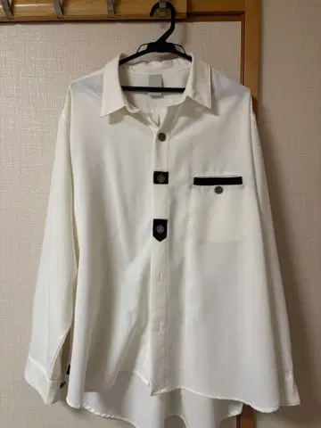 Casper John 디자인 셔츠 화이트 긴팔 히든 버튼