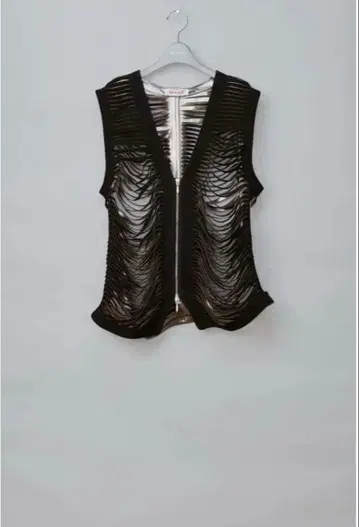 MASU SHREDDER LEATHER VEST(BLACK)