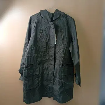 미사용 새상품 AVARICE 카키 밀리터리 자켓