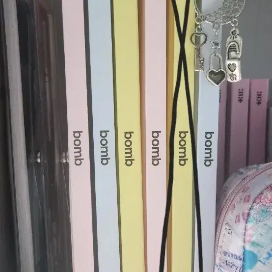 아일릿 bomb앨범