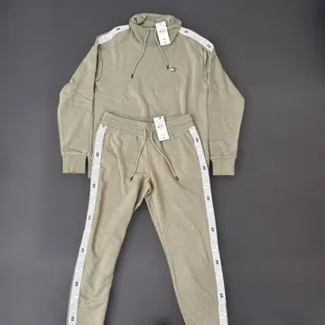 타미힐피거 올리브 그린 저지 세트