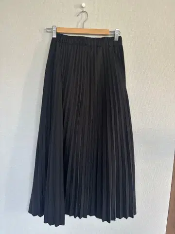 BEARDSLEY 비어즐리 롱 플리츠 스커트