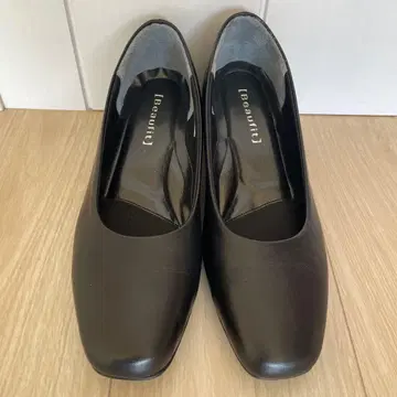 리갈 뷰핏 펌프스 천연 가죽 블랙 일본제 24.0