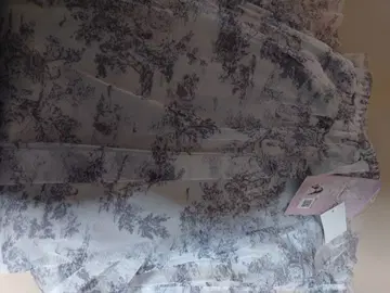 카도와키 레이나 씨 스커트