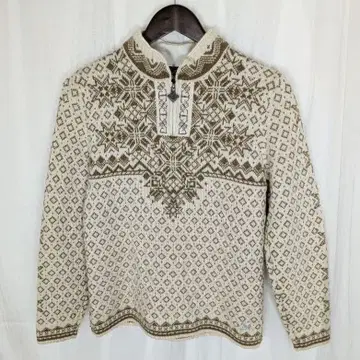 DALE NORWAY 노르딕 무늬 하프 지퍼 스웨터 니트