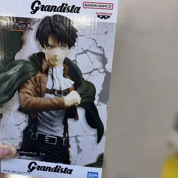 Grandista 진격의 거인 리바이 엘렌 피규어