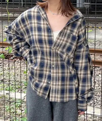 Ungrid 체크 루즈 셔츠 네이비