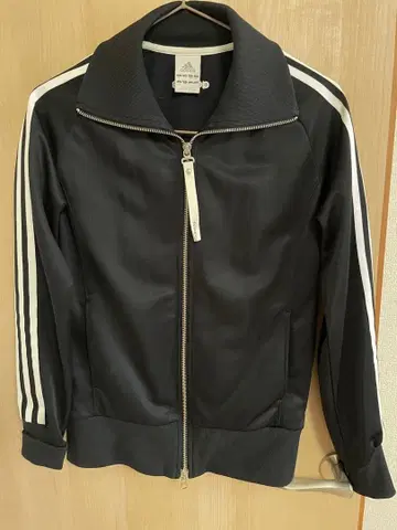 adidas 블랙 스트라이프 자켓