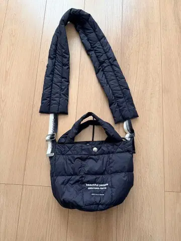 뷰티풀 피플 숄더백 블랙