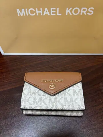 MICHAEL KORS 3단 폴더형 지갑 베이지/브라운