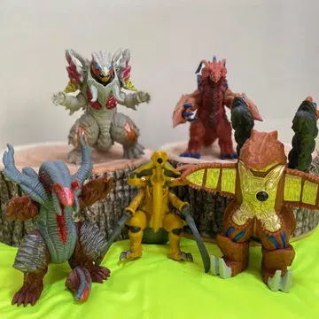 울트라 괴수 어드밴스 4체 + 블루드 게발가