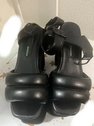 EMODA 통굽 샌들 M 사이즈