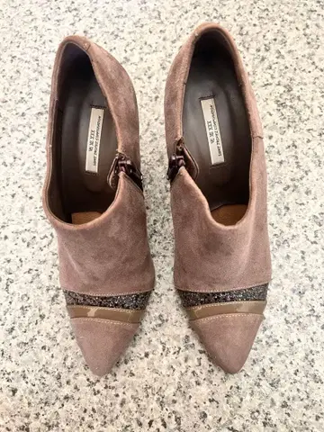 브라운 스웨이드 스틸레토 부티