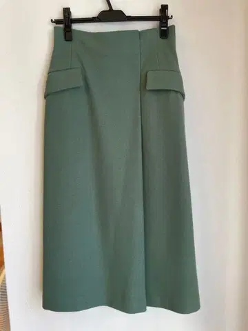 그린 타이트 스커트 포켓 부착