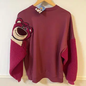 택 포함 새상품 디즈니 토이스토리 랏소 맨투맨 트레이닝복 L