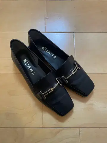 DIANA 다이애나 비트 로퍼 22cm 천연 가죽