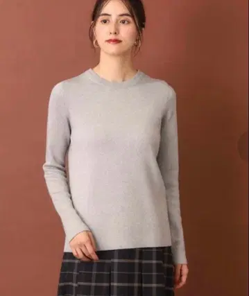 새상품급 드레 스테리아 라메 코튼 캐시미어 혼방 니트 그레이 계열 38