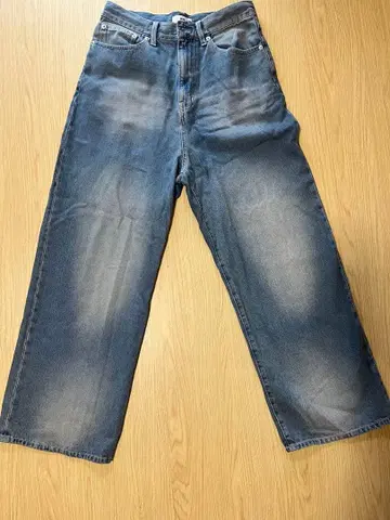 라이트 블루 와이드 레그 데님