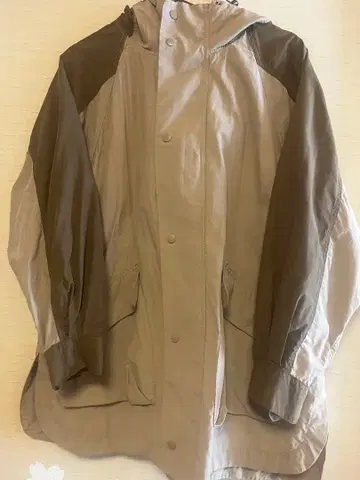 niko and - 후드 부착 마운틴 후드티