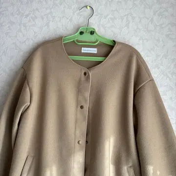 베이지 플리스풍 롱 코트