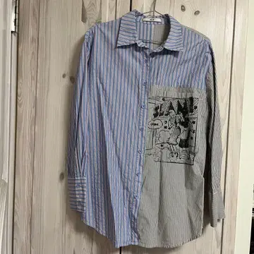 파랑과 화이트 스트라이프 긴팔 셔츠 그래픽 프린트