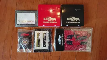 야자와 에이요시 초기 굿즈 컬렉션