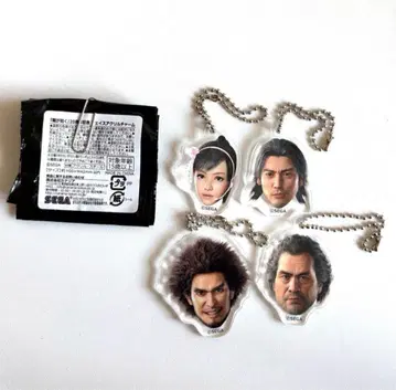 [ 2개 있음 ] 20주년 기념 가챠 페이스 아크릴 참 & 폴라로이드