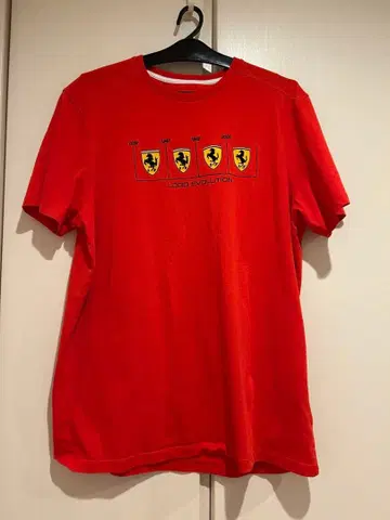 레어 페라리 Ferrari 로고 에볼루션 T셔츠 XL
