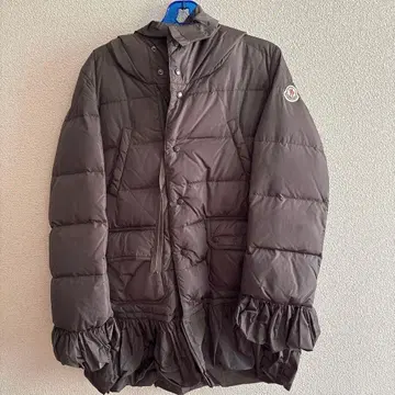MONCLER 프릴 다운 자켓 브라운