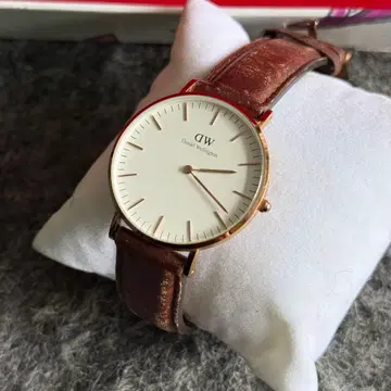 배터리 새상품 다니엘 웰링턴 심플 드레스 남성용 손목시계 B10