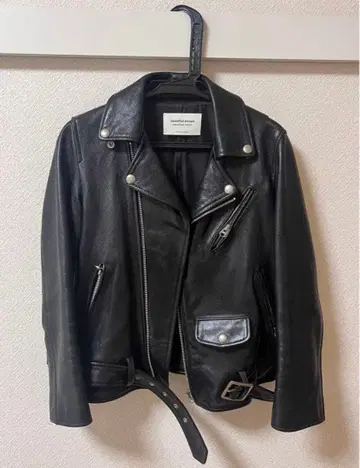 [ 새상품급 ] beautiful people 가죽 자켓 사이즈 140