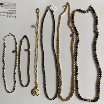 펄과 비즈의 목걸이 세트