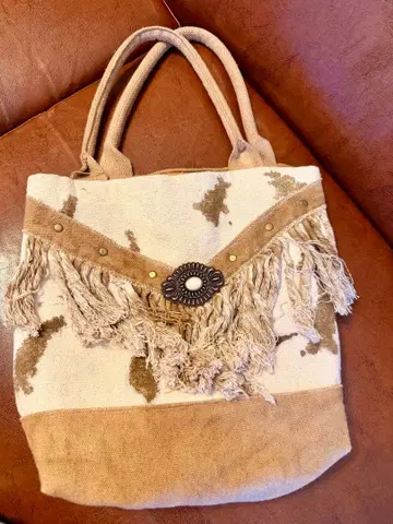 프린지 달린 린넨 토트백