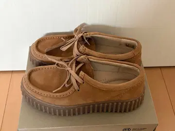 Clarks 클락스 TORHILL BEE 여성 신발 통굽