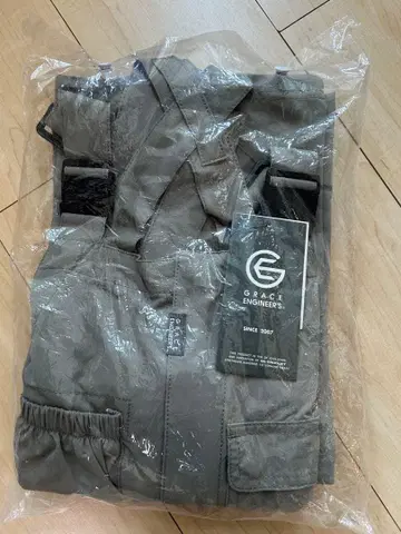 GRACE ENGINEERS 보더리스 데크 팬츠 카고 팬츠 그린