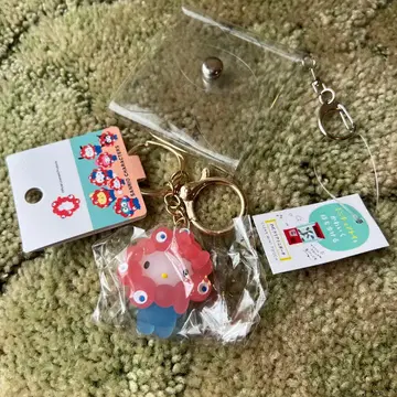 산리오 미야쿠미야쿠 클리어 키티 키링 & 보관 케이스 세트