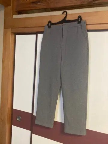 하르메크 그레이 슬랙스