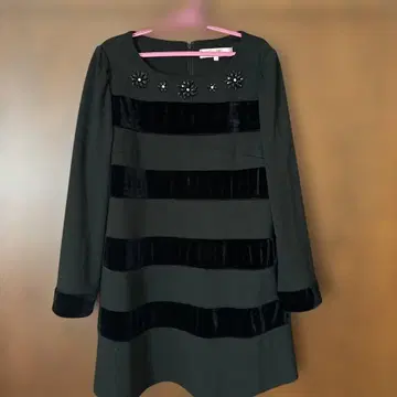 Super Beauty 블랙 튜닉 42