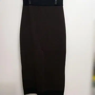 센소유니코 스커트 40 사이즈 택 포함 새상품