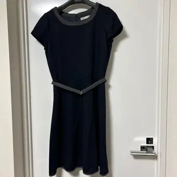 링크잇올 네이비 원피스